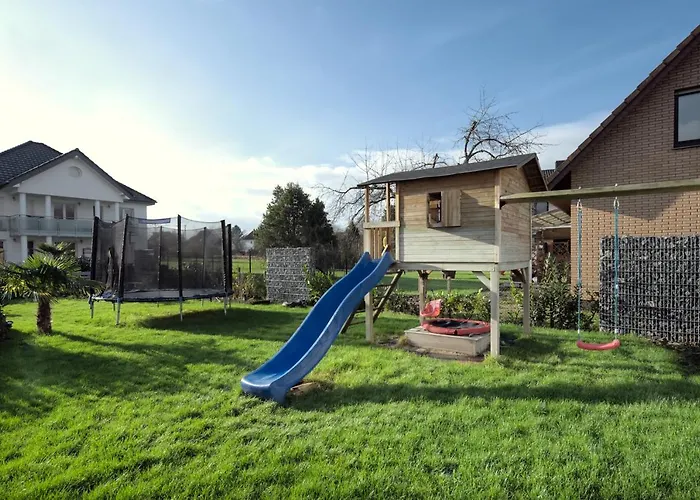Modern Wohnen I Smart Tv I Terrasse I 2X Parkplatz I 2 Schlafzimmer I 6 Schlafplaetze
