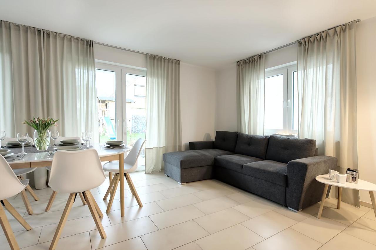 Apartment Modern Wohnen I Smart Tv I Terrasse I 2x Parkplatz I 2 Schlafzimmer I 6 Schlafplaetze Bad Oeynhausen