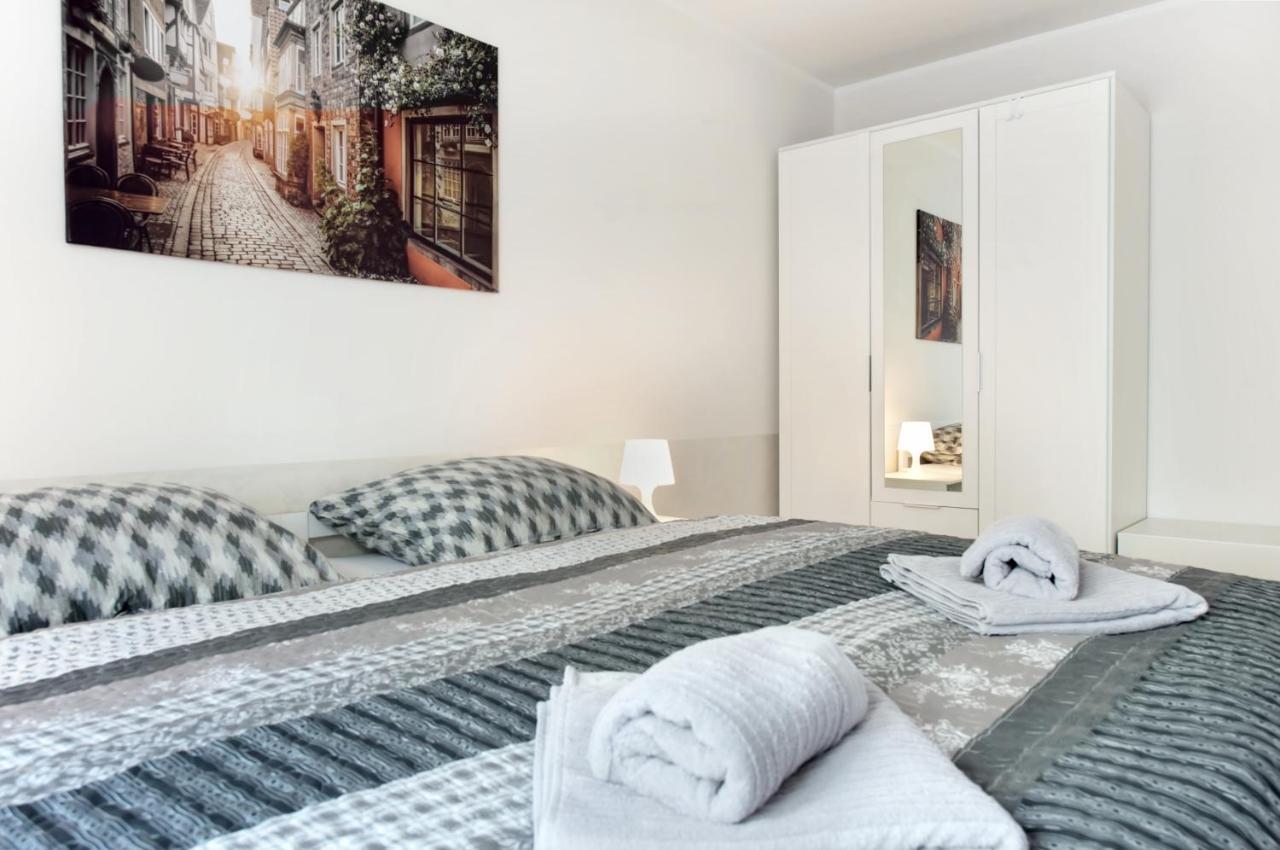 Modern Wohnen I Smart Tv I Terrasse I 2x Parkplatz I 2 Schlafzimmer I 6 Schlafplaetze Apartment *
