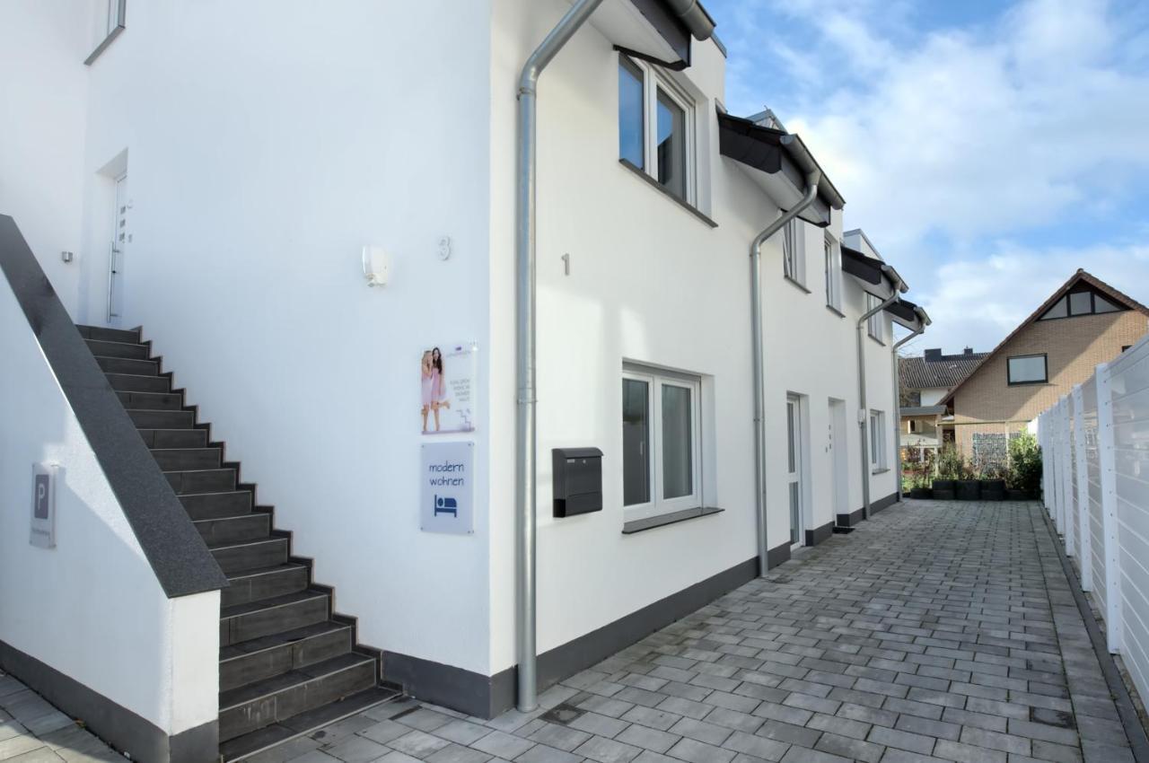 Apartment Modern Wohnen I Smart Tv I Terrasse I 2x Parkplatz I 2 Schlafzimmer I 6 Schlafplaetze *